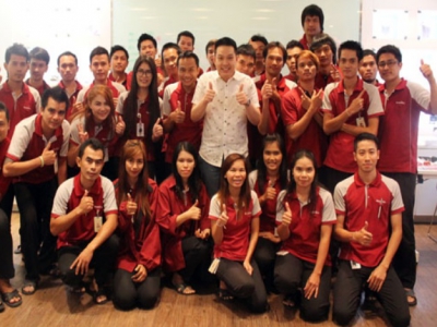 บริษัท แพนดอร่า จำกัด จัดอบรมหลักสูตร Inspirational Leadership of PANDORA (ILP) (รุ่นที่3) เมื่อวันที่20-21 เมษายน 2558 วิทยากร : ดร.จอมพล จีบภิญโญ